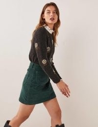 Boden Embellished Stitch Jumper Charcoal, Embellished Flowers | pretty floral themed round neck jumpers | cute winter knits