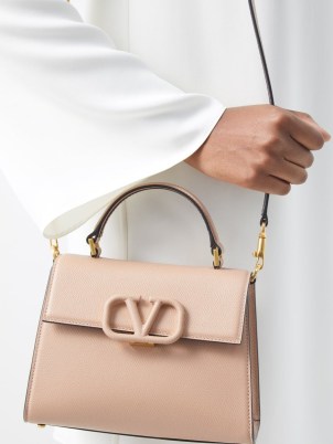 VALENTINO GARAVANI VSling leather top-handle bag in pink – chic little handbags
