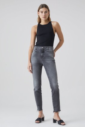 CLOSED A BETTER BLUE Skinny Pusher Mid Grey / high waist cropped fringed hem skinnies / women’s distressed crop leg jeans