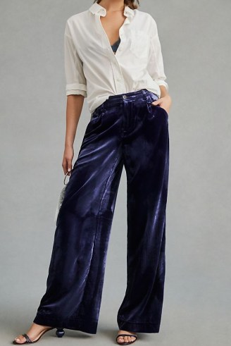 By Anthropologie Wide-Leg Velvet Trousers in Navy – women’s blue plush pants