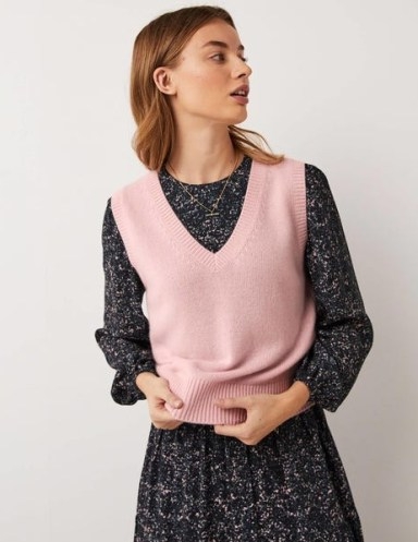 Boden Cashmere V-Neck Knitted Tank in Coconut Ice Pink ~ luxe knitted tanks ~ women’s sleeveless sweaters