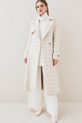 KAREN MILLEN Italian Wool Cashmere Oversized Dogtooth Coat in Neutral ~ chic checked trench style coats ~ women’s houndstooth tie waist coats