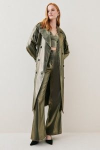 Metallic High Waist Split Detail Woven Flare in Gold / women’s shiny flared trousers / evening flares