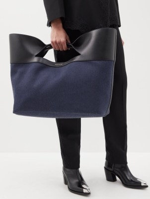 ALEXANDER MCQUEEN The Bow large denim and leather tote bag in navy - flipped