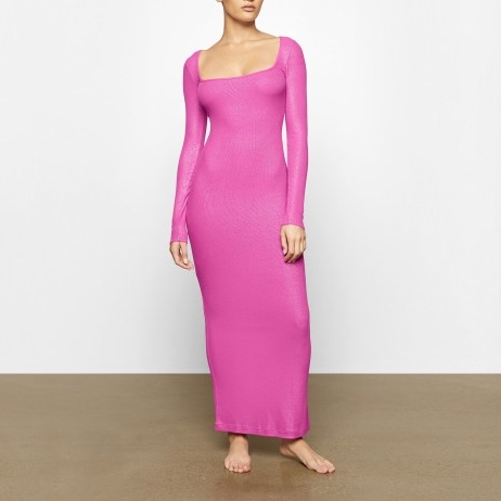 SKIMS SOFT LOUNGE SHIMMER LONG SLEEVE DRESS FUCHSIA / fitted maxi dresses / luxe loungewear fashion