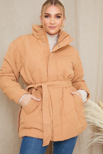 STACEY SOLOMON CAMEL RECYCLED QUILTED TIE WAIST PUFFER – padded celebrity inspired jackets - flipped