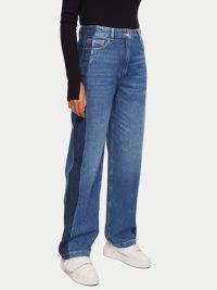 Jigsaw Shadow Stripe Tailored Jean in Mid Blue | women’s tonal side striped jeans | casual denim clorhes