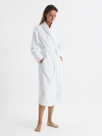 REISS GEORGI FLUFFY BATH ROBE WHITE ~ womens classic belted robes