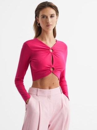REISS HANNAH RING FRONT CROP TOP PINK – cropped cut out tops