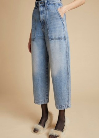 KHAITE THE HEWEY JEAN in Bryce | womens blue denim fashion | women’s high waist crop hem jeans | oversized pocket detail | curved tapered leg