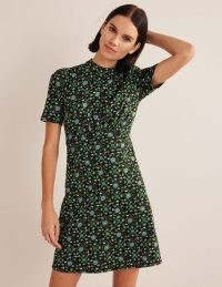 Boden Jersey Mini Dress in Black, Gardenia Swirl / short sleeved cotton floral print day dresses