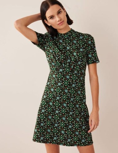 Boden Jersey Mini Dress in Black, Gardenia Swirl / short sleeved cotton floral print day dresses - flipped