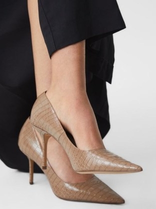 REISS ELINA MID HEEL LEATHER COURT SHOES CAMEL ~ chic snake effect pointed toe courts ~ light brown animal embossed pumps