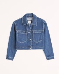 Abercrombie & Fitch Cropped Denim Jacket in Rinse – womens casual blue crop hem jackets