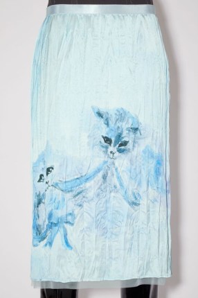 Acne Studios CAT PRINTED SKIRT in Light blue / cats print by Karen Kilimnik / fluid satin skirts / women’s designer fashion