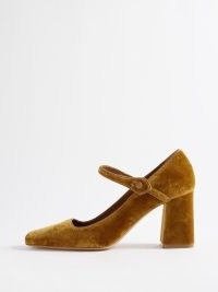 LE MONDE BERYL Velvet Mary Jane pumps in gold – plush block heel Mary Janes