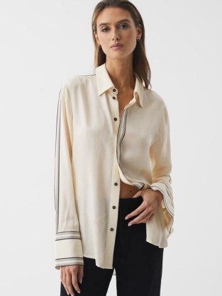 REISS BAILEY FITTED SIDE STRIPED DIP HEM BLOUSE IVORY ~ women’s luxury shirts ~ womens contemporary collared blouses - flipped