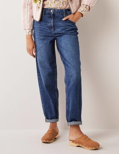 Boden Boyfriend Jeans Mid Vintage | women’s blue denim fashion - flipped