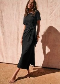 Sézane PIPPA DRESS in Black ~ women’s organic cotton tie detail dresses ~ womens chic clothing ~ elegant on-trend clothes ~ GOTS certified fashion ~ Global Organic Textile Standard fabrics
