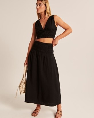 Abercrombie & Fitch Linen-Blend Ruched Waist Maxi Skirt in Black | women’s skirts - flipped