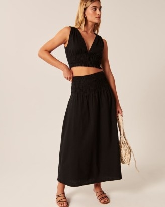 Abercrombie & Fitch Linen-Blend Ruched Waist Maxi Skirt in Black | women’s skirts