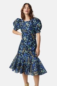 gorman Freshly Cut Jacquard Dress / women’s tonal blue floral print dresses / womens metallic detail clothes / short balloon sleeves / flared tiered hem