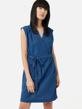 JIGSAW Seersucker Wrap Dress Blue – sleeveless striped tie waist dresses – casual summer clothes