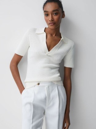 REISS DEVIN V-NECK COLLARED KNIT TOP IVORY ~ women’s chic sportsweat inspired clothes ~ womens short sleeve slim fit tops ~ wardrobe essentials - flipped