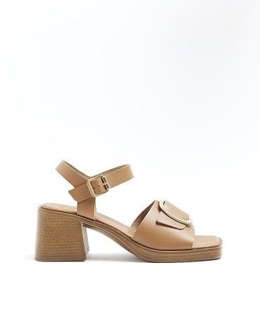 River Island BROWN BUCKLE BLOCK HEELED SANDALS | women’s retro style footwear | chunky heels | square toe - flipped