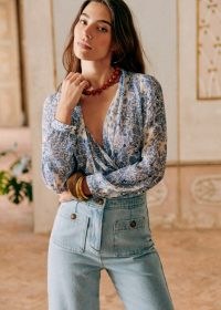 sezane EMILIO PANTS Bleach denim – light blue pocket detail jeans