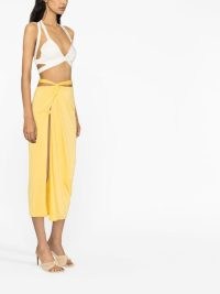 Jacquemus Yellow Espelho cut-out midi skirt – cutout twist detail skirts