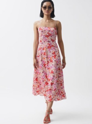 REISS BONNIE FLORAL PRINT FITTED MIDI DRESS PINK / strappy cut out back dresses / skinny shoulder strap clothes - flipped