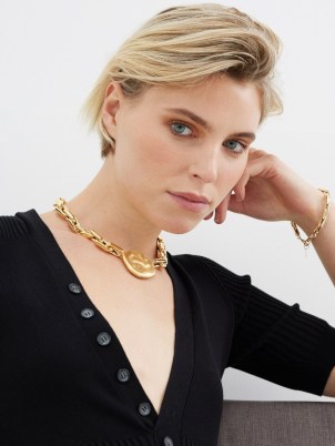 LAUREN RUBINSKI Medal 14kt gold necklace – luxury jewelry – chunky luxe necklaces – fine jewellery - flipped