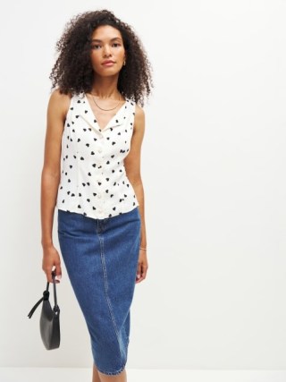 Jayne Top in Sweetheart – sleeveless button up collared tops – heart print fashion
