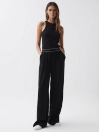 REISS ABIGAIL WIDE LEG ELASTICATED TROUSERS in BLACK / women’s chic casual relaxed fit clothing