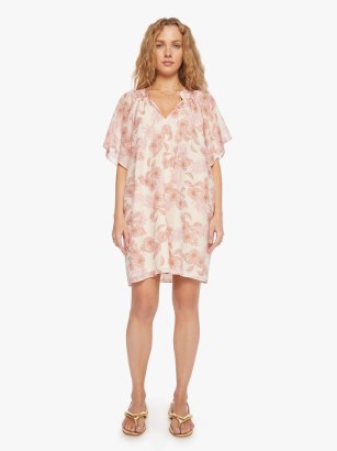 XiRENA Bianca Dress in Blush Ivory / floaty floral dresses - flipped