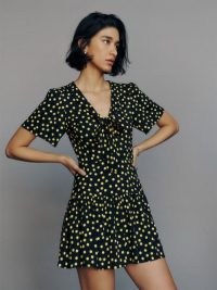 Reformation Adelina Dress in Lila – women’s retro style short sleeve mini dresses – spot print vintage inspired fashion