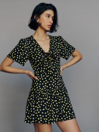 Reformation Adelina Dress in Lila – women’s retro style short sleeve mini dresses – spot print vintage inspired fashion