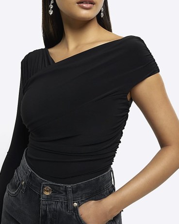 RIVER ISLAND BLACK RUCHED ASYMMETRIC BODYSUIT – chic asymmetrical off the shoulder bodysuits – one long sleeve tops