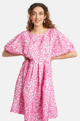 gorman Fizzy Dress in Pink – puff sleeve organic cotton dresses with tulle squiggle motif – relaxed fit fashion - flipped