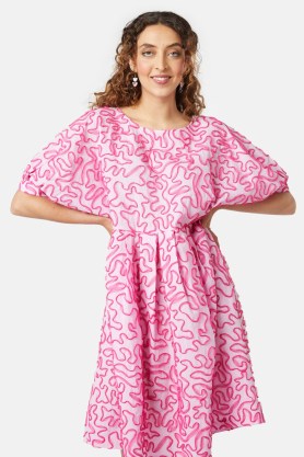gorman Fizzy Dress in Pink – puff sleeve organic cotton dresses with tulle squiggle motif – relaxed fit fashion