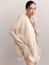 Reformation Giusta Oversized Cashmere Cardigan in Eco Beige | women’s luxe slouchy cardigans | womens sustainable knitwear