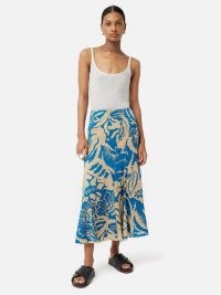 JIGSAW Strokes Floral Jacquard Skirt in Dark Blue – fluid slip skirts