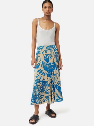 JIGSAW Strokes Floral Jacquard Skirt in Dark Blue – fluid slip skirts