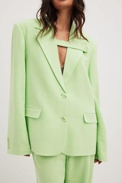 NA-KD Linen Blend Buckle Up Blazer in Green ~ women’s menswear inspired single breasted jackets ~ womens on-trend padded shoulder blazers