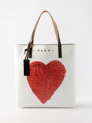 MARNI Heart-print faux leather tote bag – monochrome colour block shopper – white and black shoppers – top handle bags with printed hearts