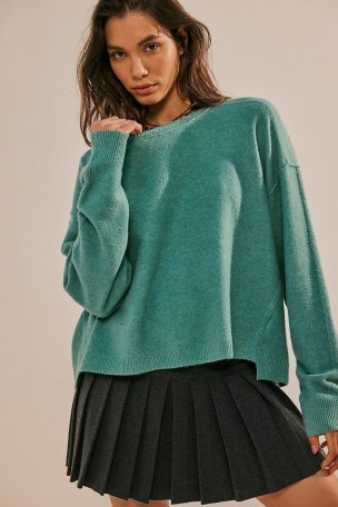 Free People Luna Pullover in Malachite Green ~ women’s slouchy relaxed fit pullovers