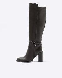 RIVER ISLAND BROWN BUCKLE HIGH LEG HEELED BOOTS ~ women’s block heel faux leather autumn boot