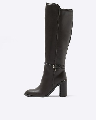 RIVER ISLAND BROWN BUCKLE HIGH LEG HEELED BOOTS ~ women’s block heel faux leather autumn boot