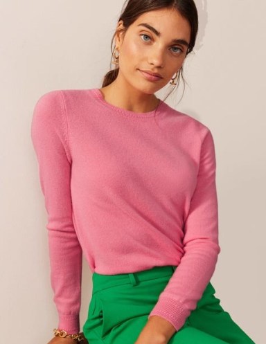 BODEN Eva Cashmere Crew Neck Jumper Azalea Pink – womens soft luxurious semi fitted jumpers - flipped